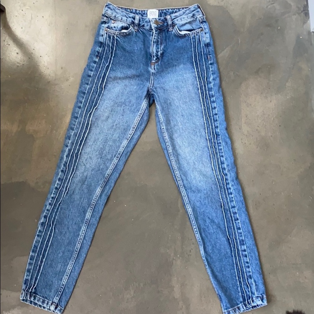 BDG / urban outfitters mom jeans
